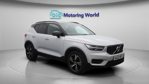 Used Volvo XC40 2022 for sale - 76295671: Photo 2