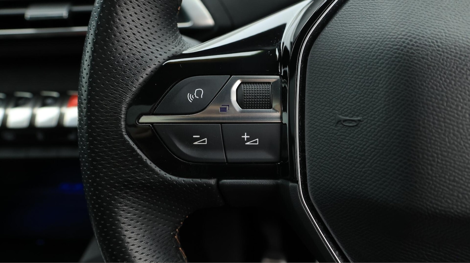 Used Peugeot 3008 2019 for sale - 76409174: Photo 27