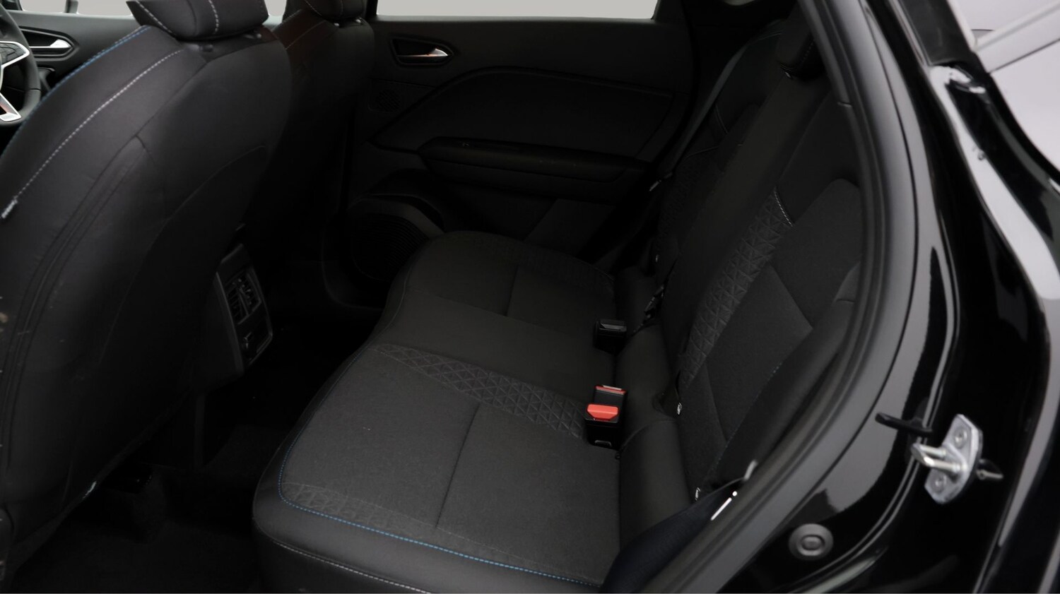 Used Renault Captur 2025 for sale - 78171667: Photo 16