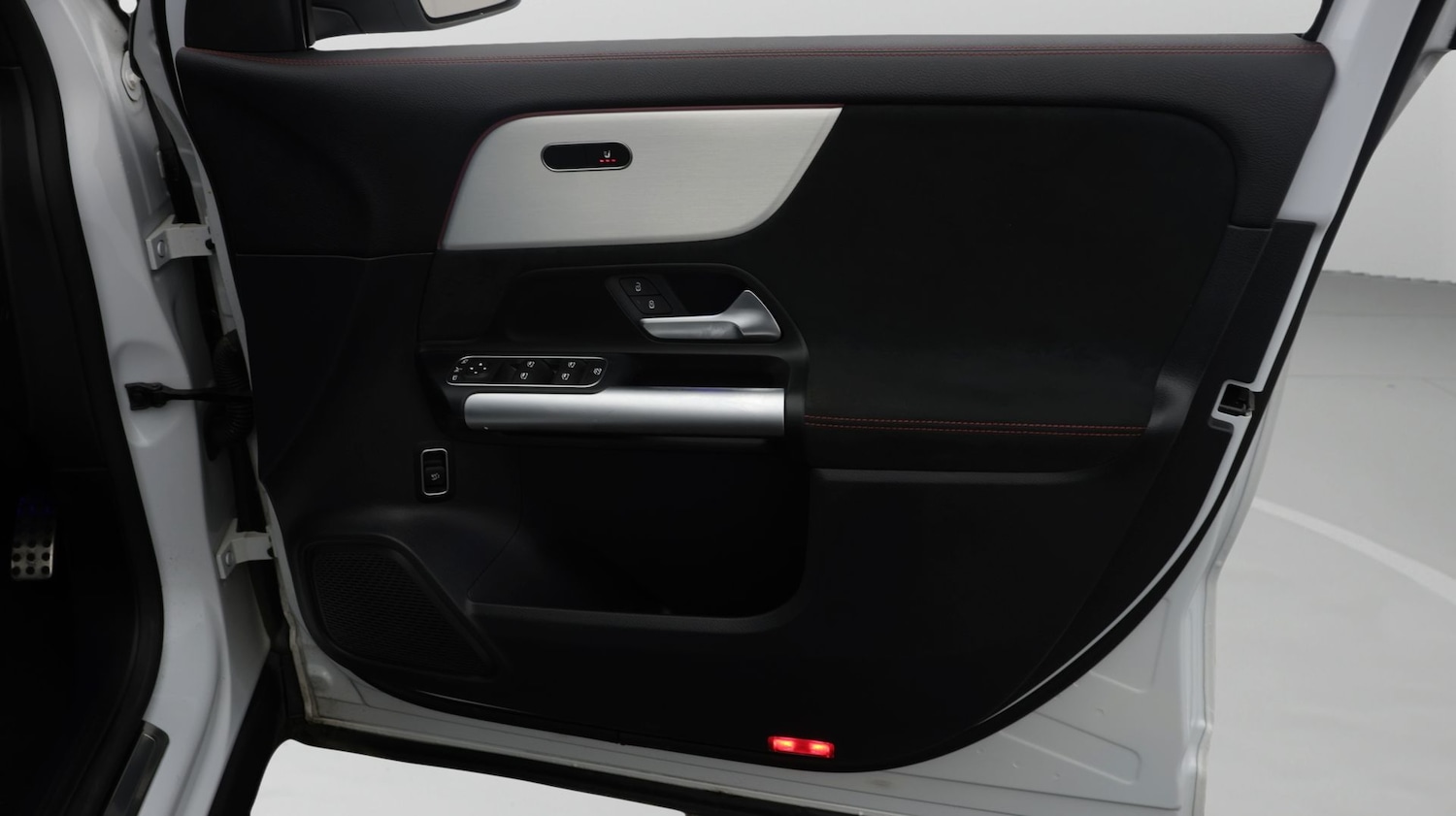 Used Mercedes-Benz EQA 2023 for sale - 77607034: Photo 15