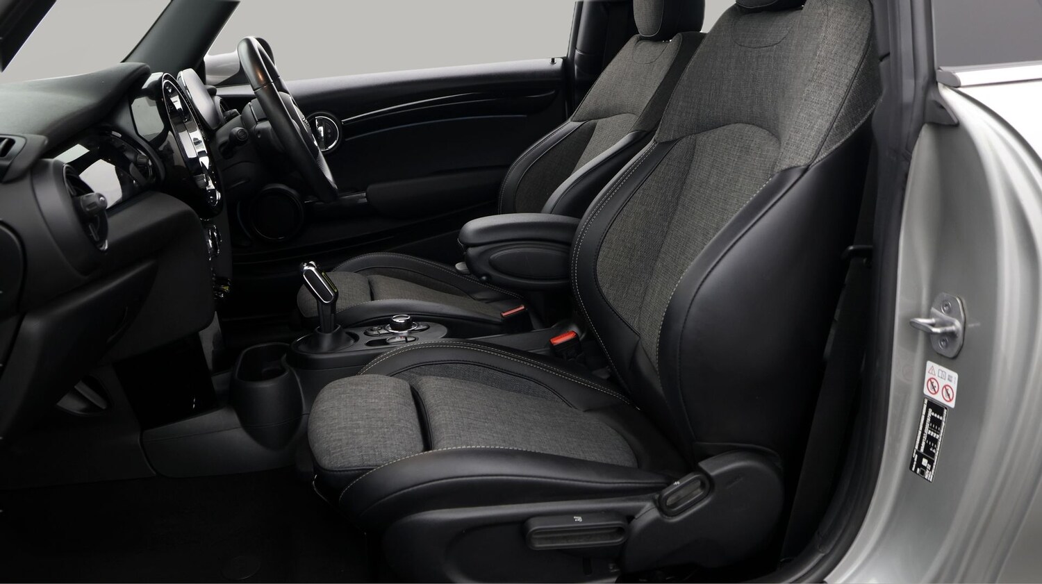 Used MINI Hatch 2022 for sale - 77501971: Photo 14