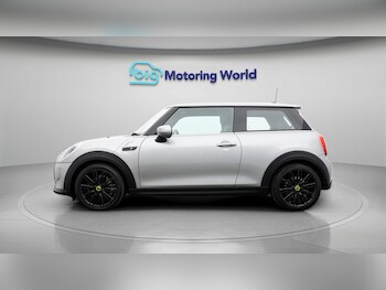 Used MINI Hatch 2022 for sale - 77501971: Photo