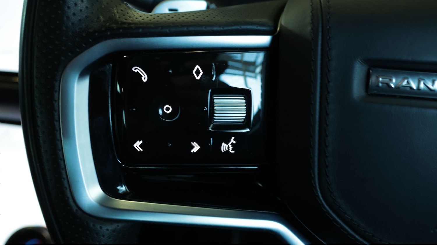 Used Land Rover Range Rover Evoque 2022 for sale - 78020602: Photo 20