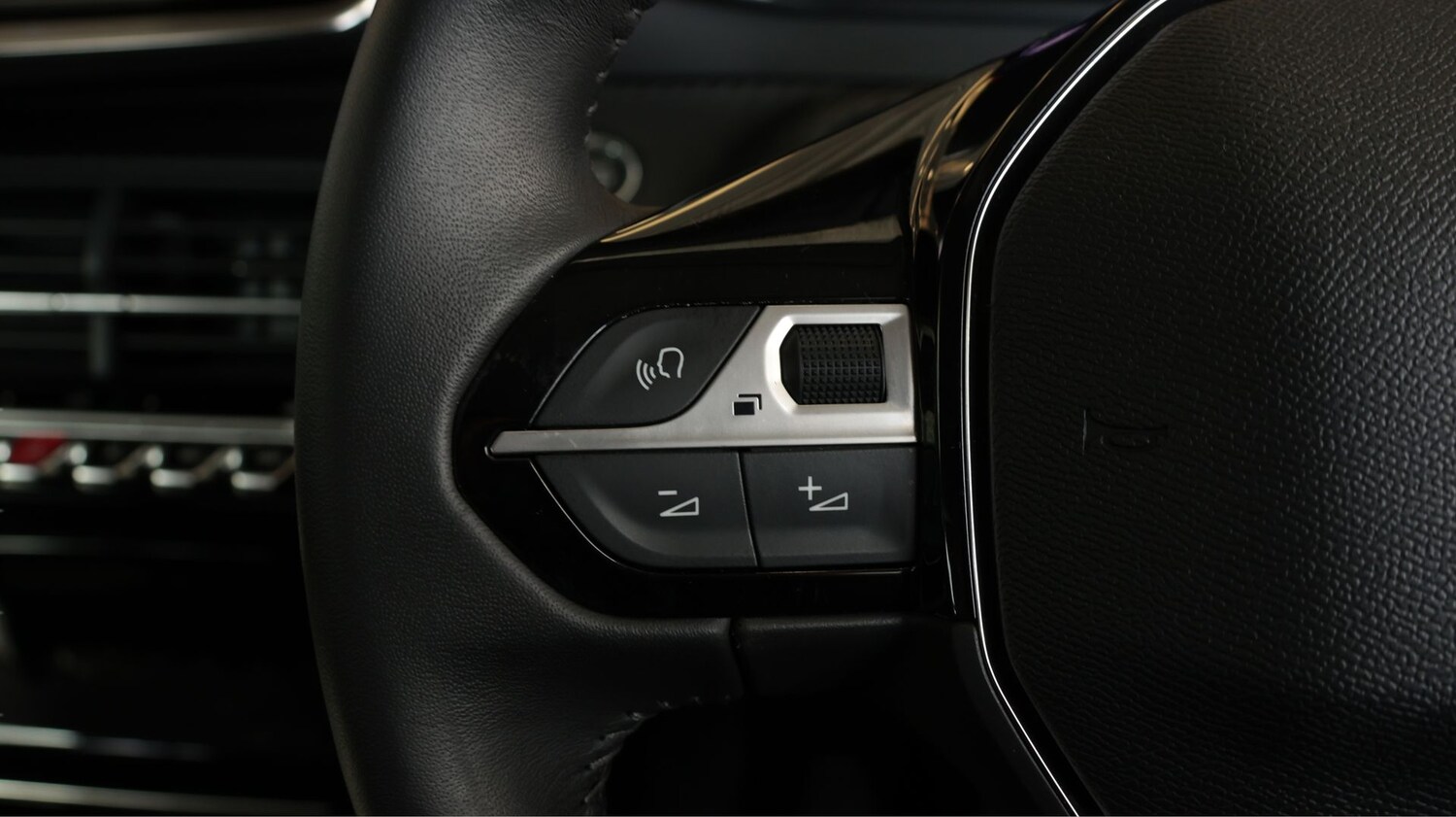 Used Peugeot 208 2024 for sale - 78165951: Photo 21