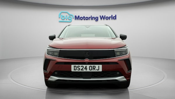 Used Vauxhall Grandland 2024 for sale - 76042881: Photo 3
