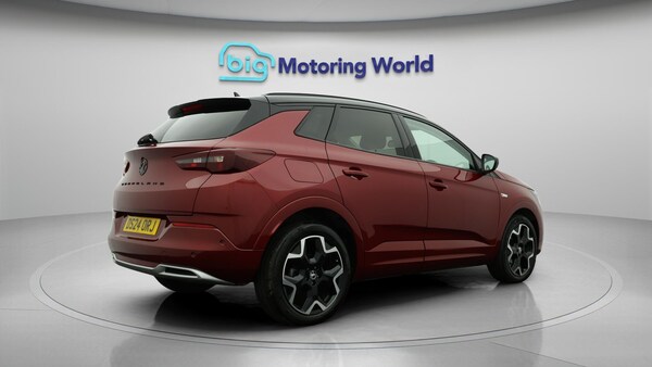 Used Vauxhall Grandland 2024 for sale - 76042881: Photo 8