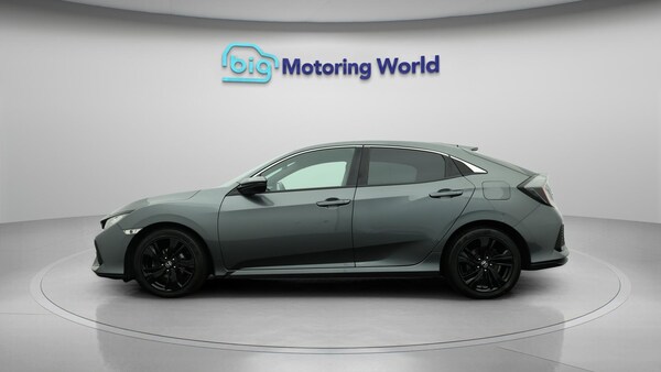 Used Honda Civic 2019 for sale - 76284322: Photo 5