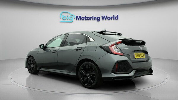 Used Honda Civic 2019 for sale - 76284322: Photo 6
