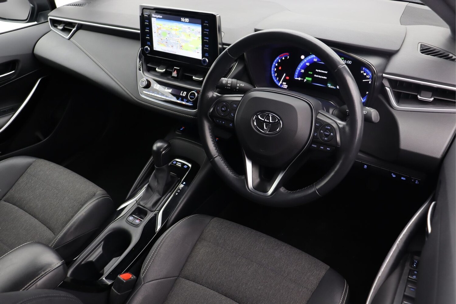 Used Toyota Corolla for sale - 77363452: Photo 9