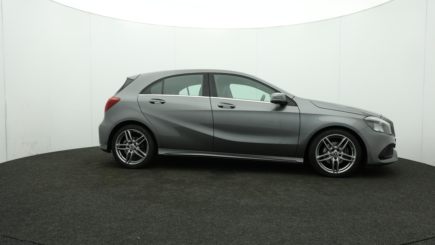 Used Mercedes-Benz A-Class 2017 for sale - 76072122: Photo 45