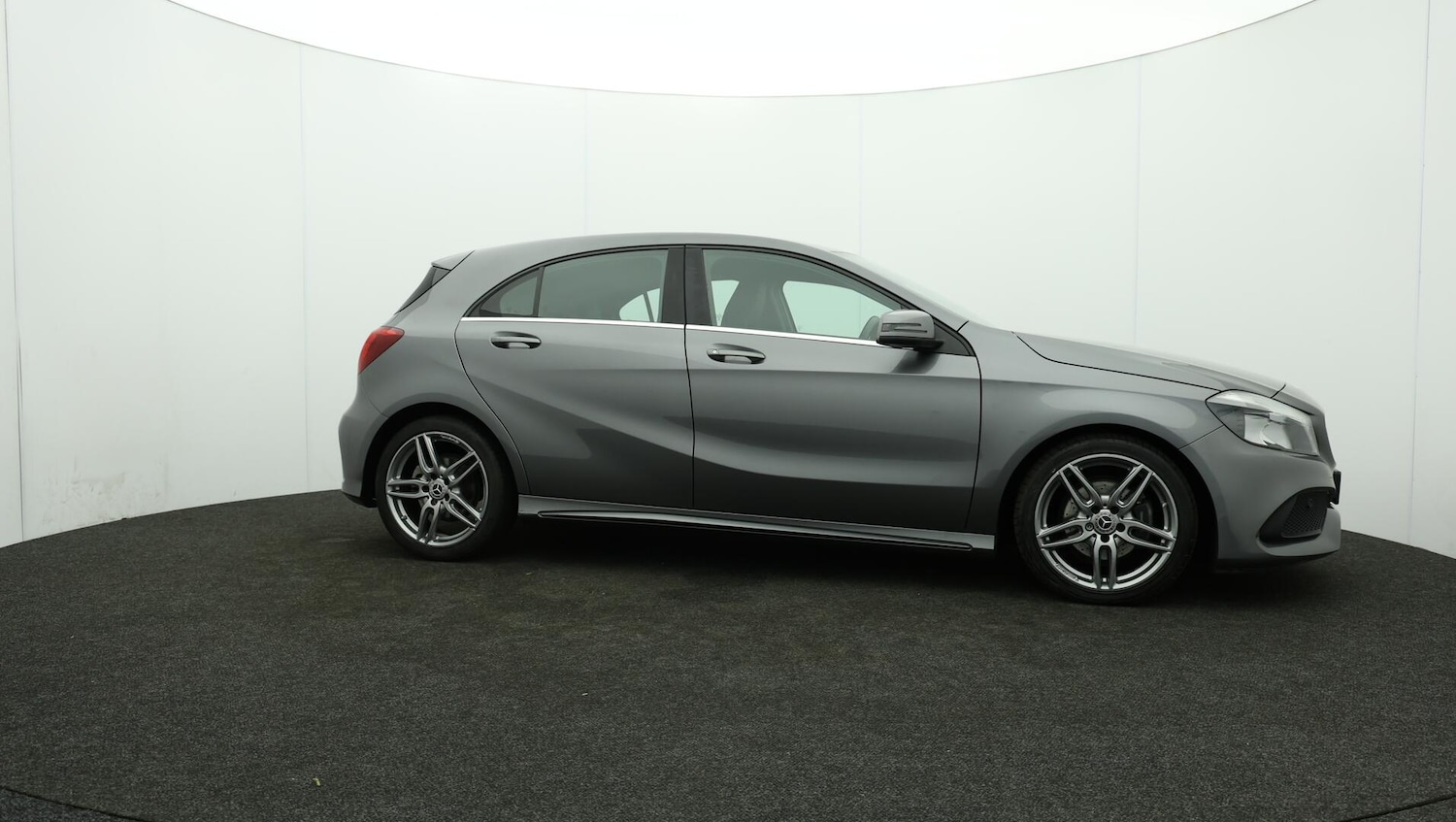 Used Mercedes-Benz A-Class 2017 for sale - 76072122: Photo 46