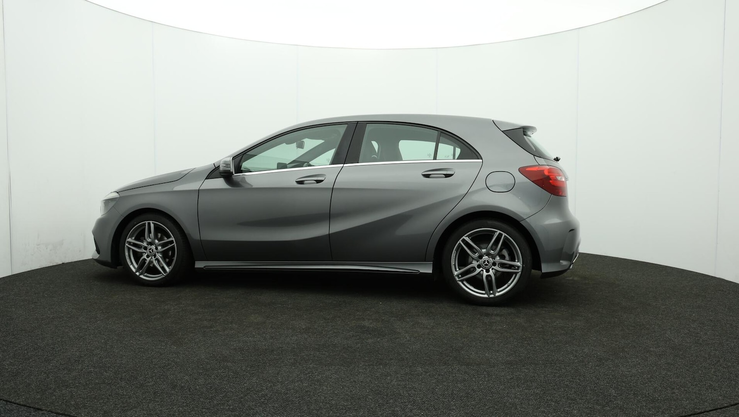 Used Mercedes-Benz A-Class 2017 for sale - 76072122: Photo 75