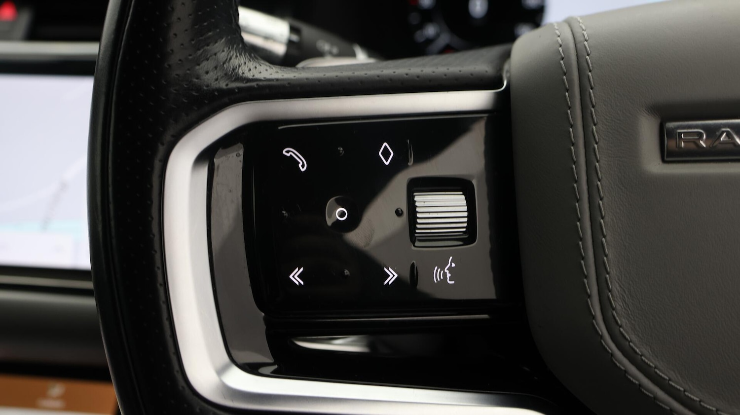 Used Land Rover Range Rover Evoque 2021 for sale - 76667441: Photo 23