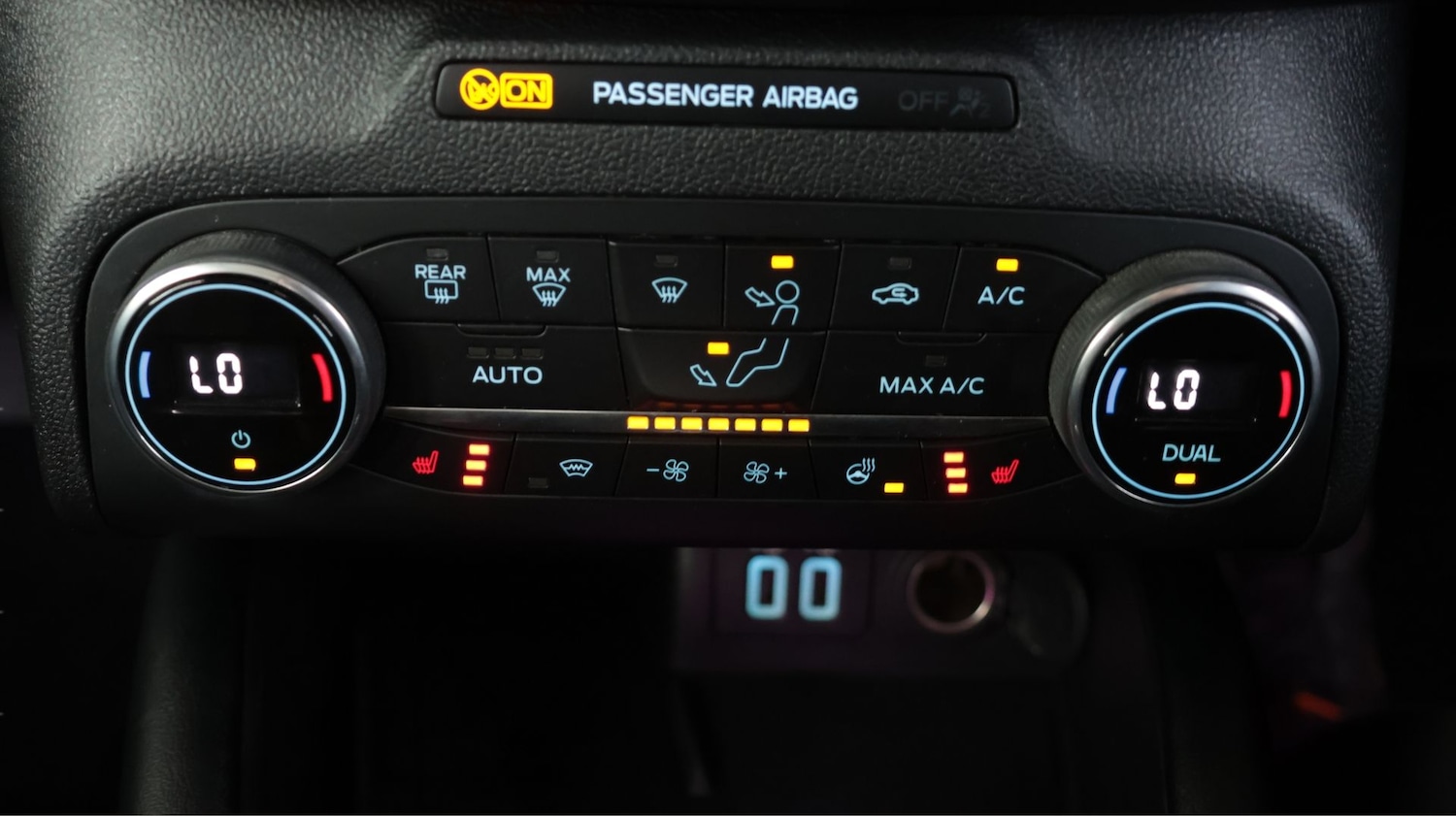 Used Ford Focus 2021 for sale - 77746604: Photo 12