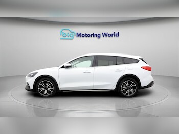 Used Ford Focus 2021 for sale - 77746604: Photo