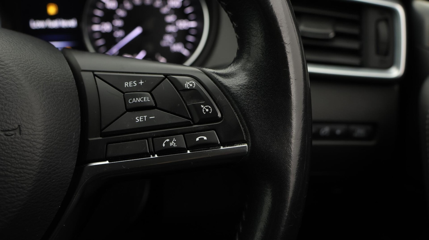 Used Nissan Qashqai 2017 for sale - 76422767: Photo 25