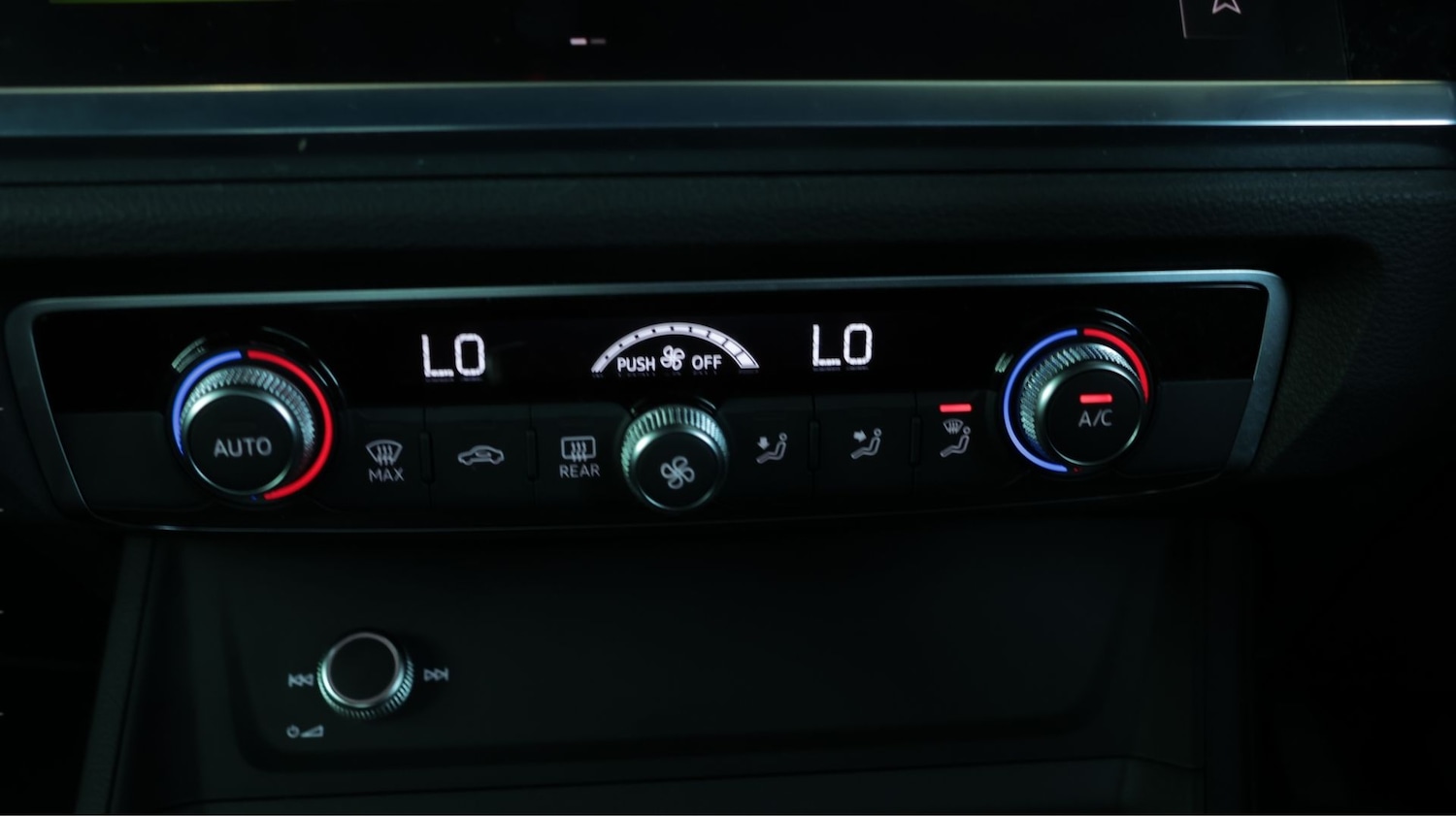 Used Audi Q3 2020 for sale - 78032195: Photo 12