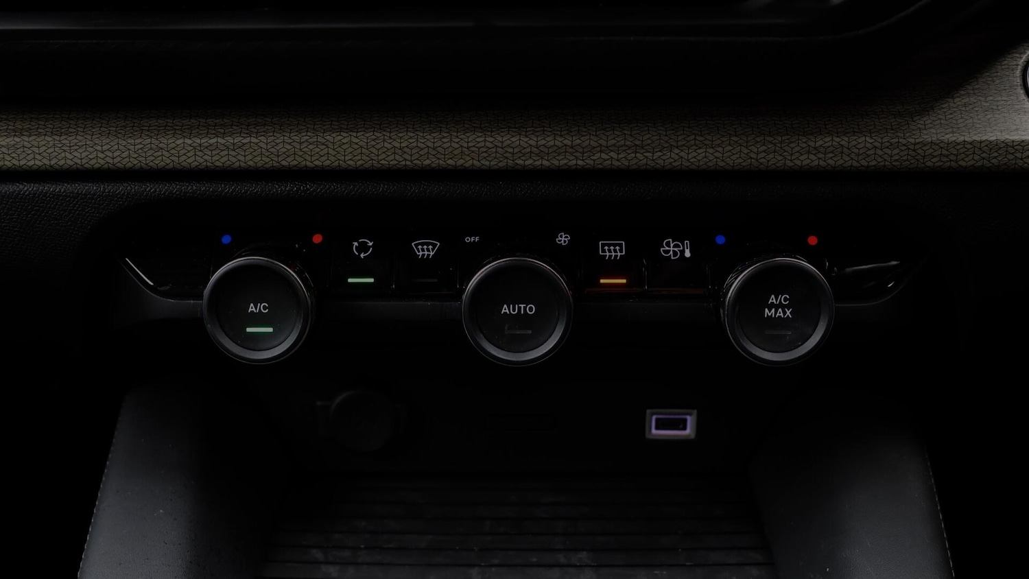 Used Citroen C5 X 2022 for sale - 76381001: Photo 12