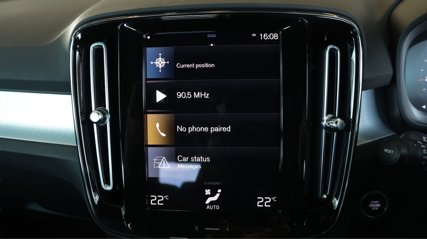 Used Volvo XC40 for sale - 78112788: Photo 11