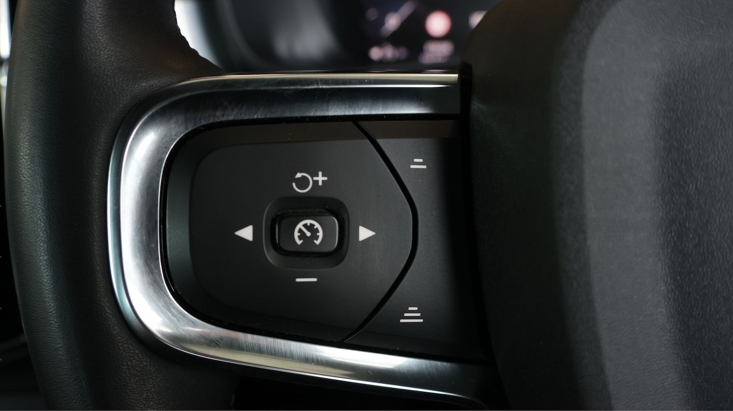 Used Volvo XC40 for sale - 78112788: Photo 21