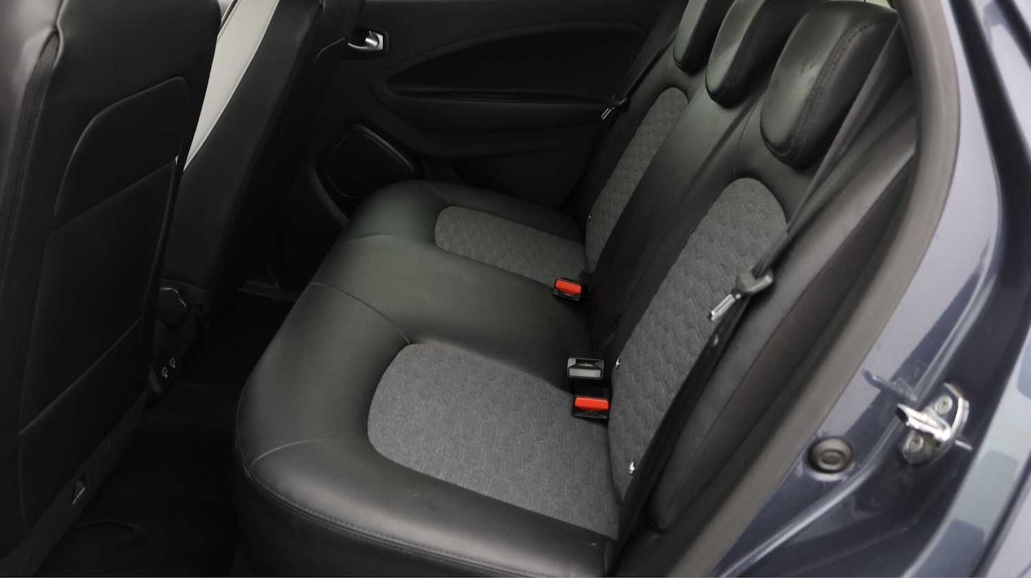 Used Renault Zoe 2021 for sale - 76432029: Photo 17