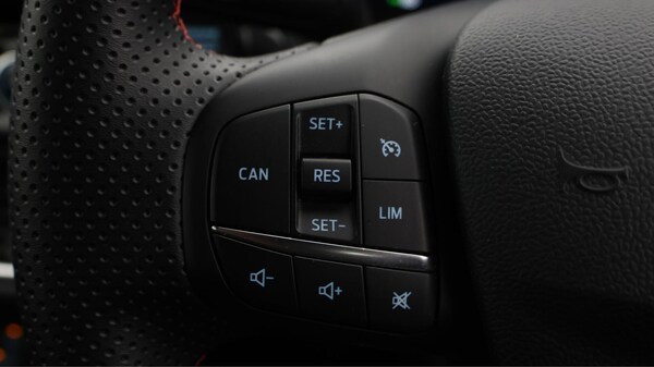 Used Ford Puma 2023 for sale - 76317837: Photo 24