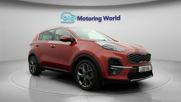Used Kia Sportage 2018 for sale - 76073009: Photo 2