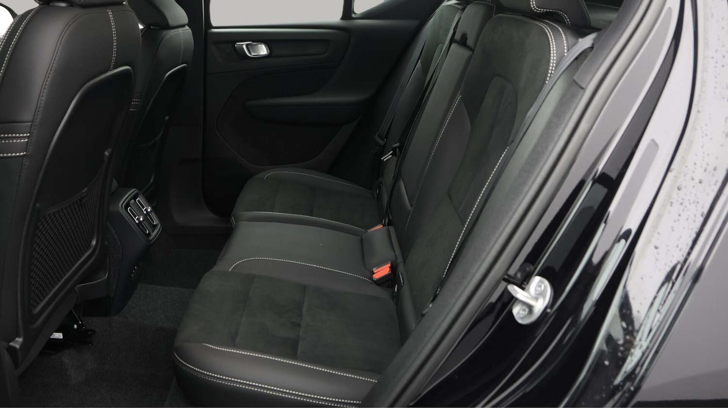 Used Volvo XC40 2024 for sale - 76307141: Photo 17