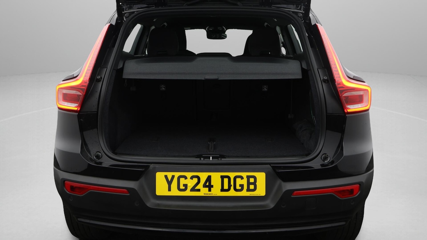 Used Volvo XC40 2024 for sale - 76307141: Photo 18