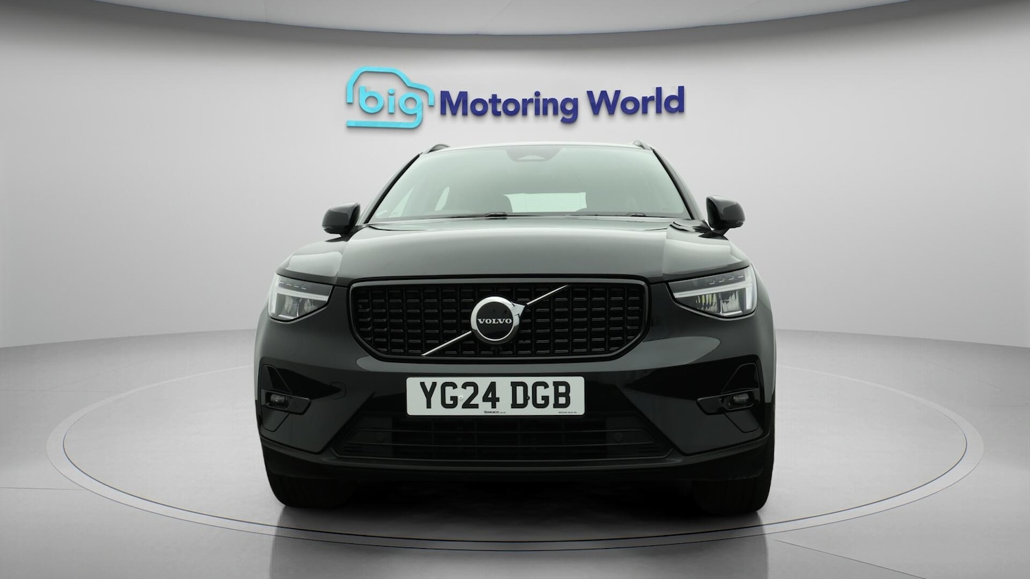 Used Volvo XC40 2024 for sale - 76307141: Photo 3