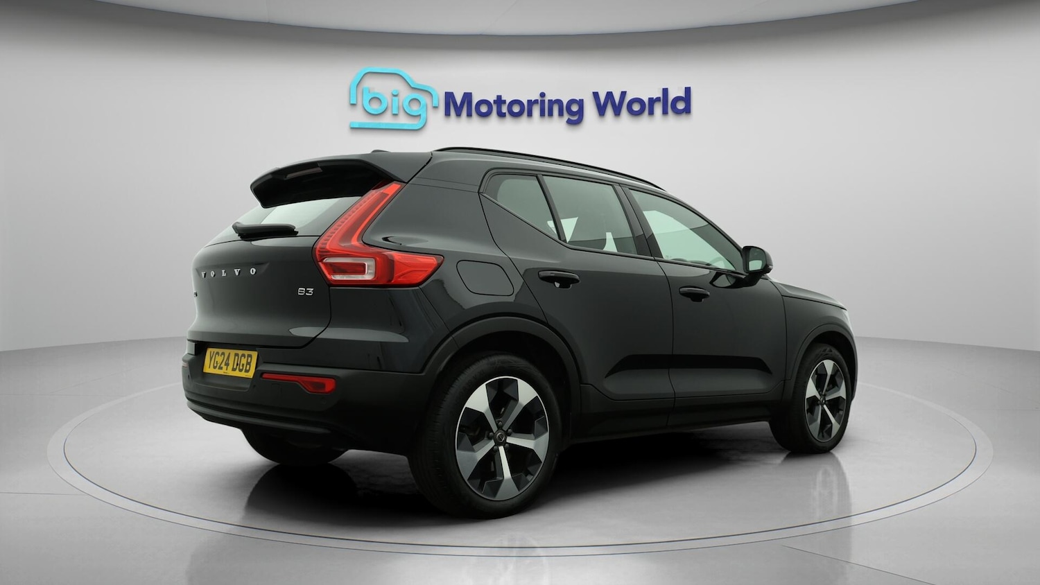 Used Volvo XC40 2024 for sale - 76307141: Photo 8