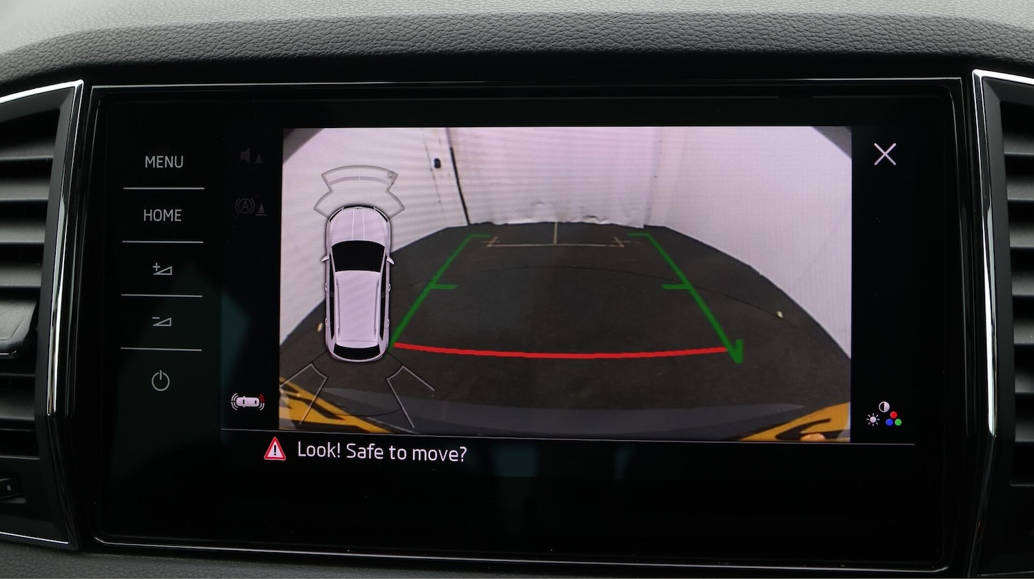 Used Skoda Karoq 2018 for sale - 76440290: Photo 27