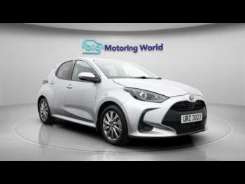 2023 (72) - 1.5 VVT-h Icon Hatchback 5dr Petrol Hybrid E-CVT Euro 6 (s/s) (116 ps)