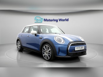 Used MINI Hatch 2021 for sale - 78240048: Photo