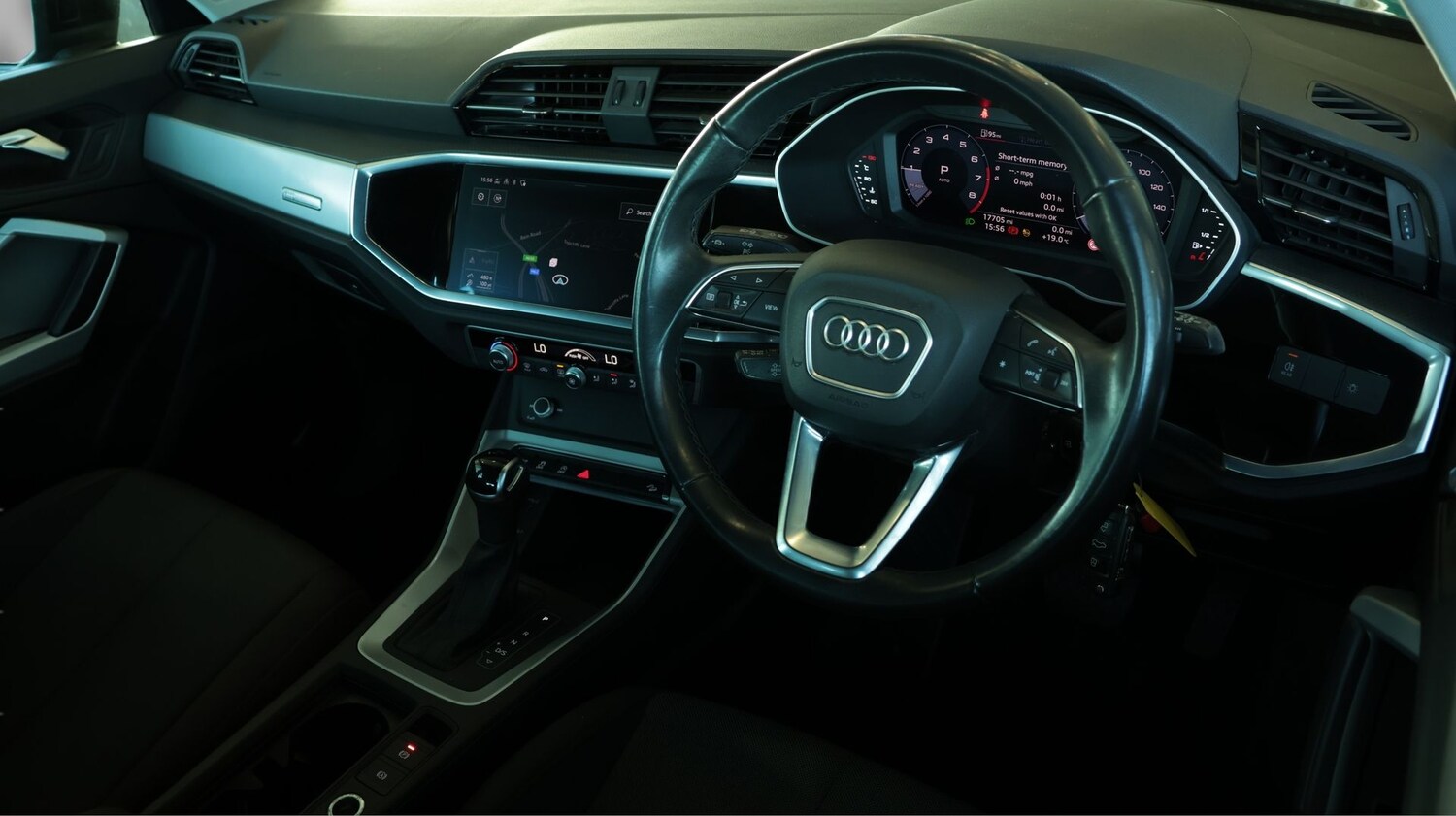 Used Audi Q3 for sale - 77736996: Photo 9
