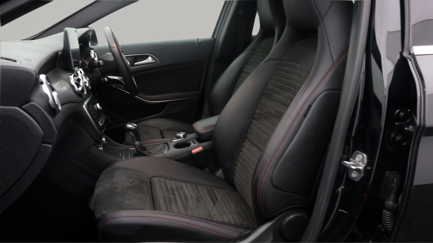 Used Mercedes-Benz GLA 2019 for sale - 77781493: Photo 14