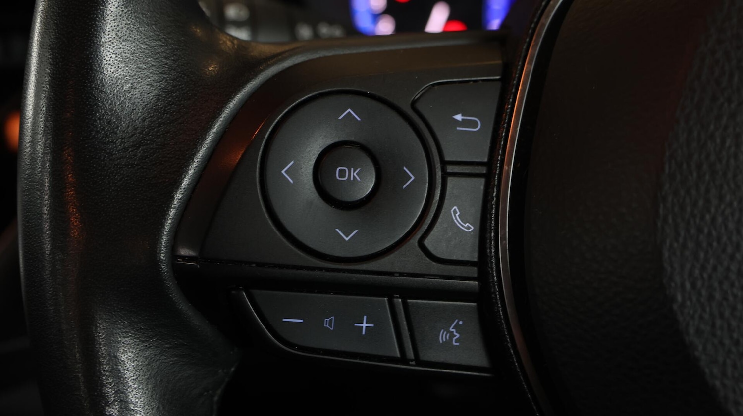 Used Toyota Corolla 2020 for sale - 76440704: Photo 24