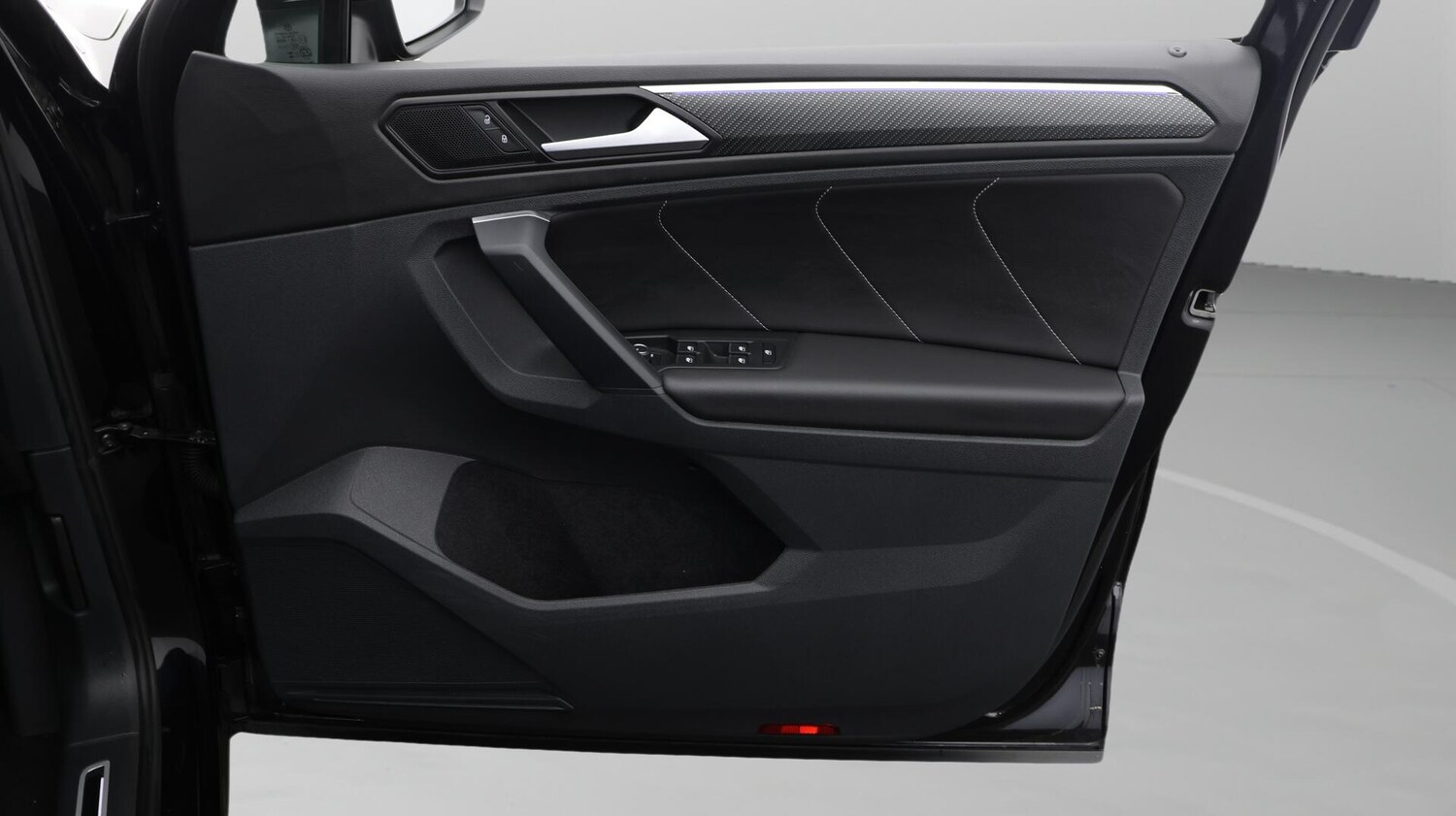 Used Volkswagen Tiguan 2024 for sale - 76645722: Photo 16