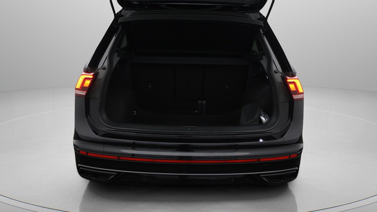 Used Volkswagen Tiguan 2024 for sale - 76645722: Photo 18