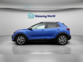 Used Kia Stonic 2023 for sale - 78748410: Photo
