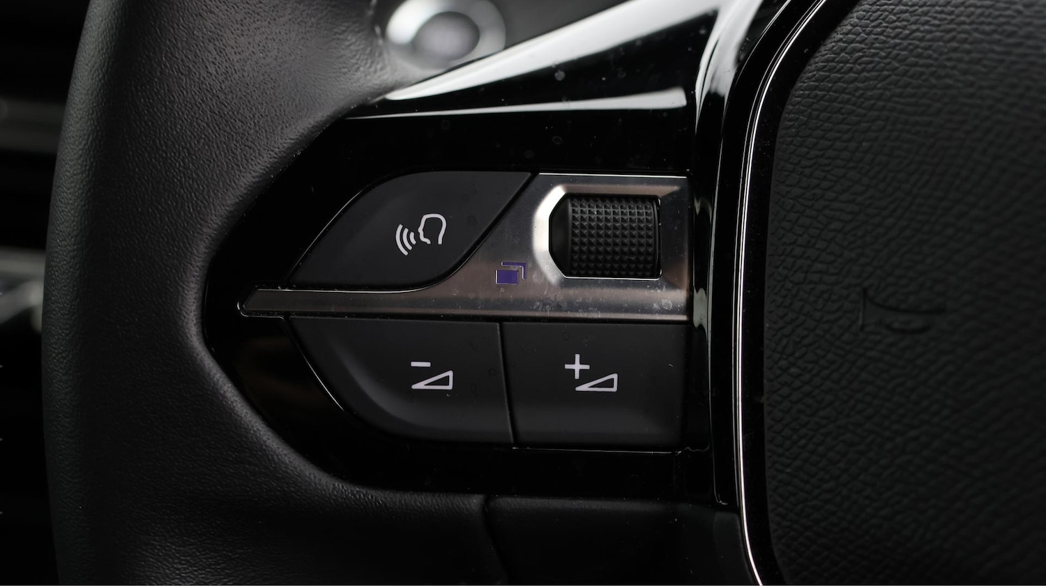 Used Peugeot 2008 2023 for sale - 76620294: Photo 37