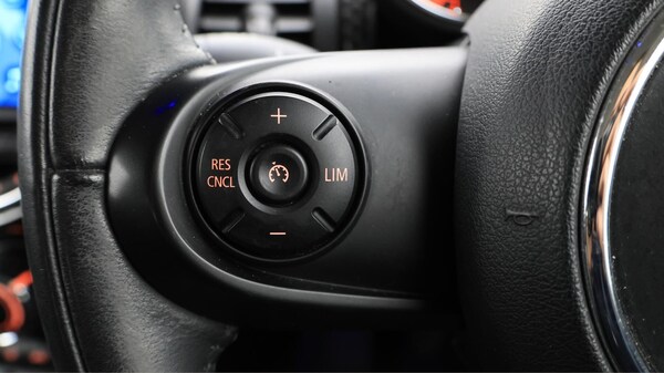 Used MINI Hatch 2019 for sale - 76295057: Photo 25
