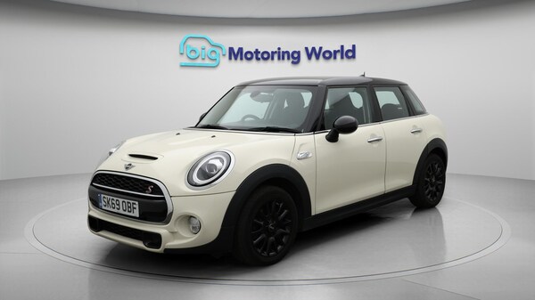 Used MINI Hatch 2019 for sale - 76295057: Photo 4