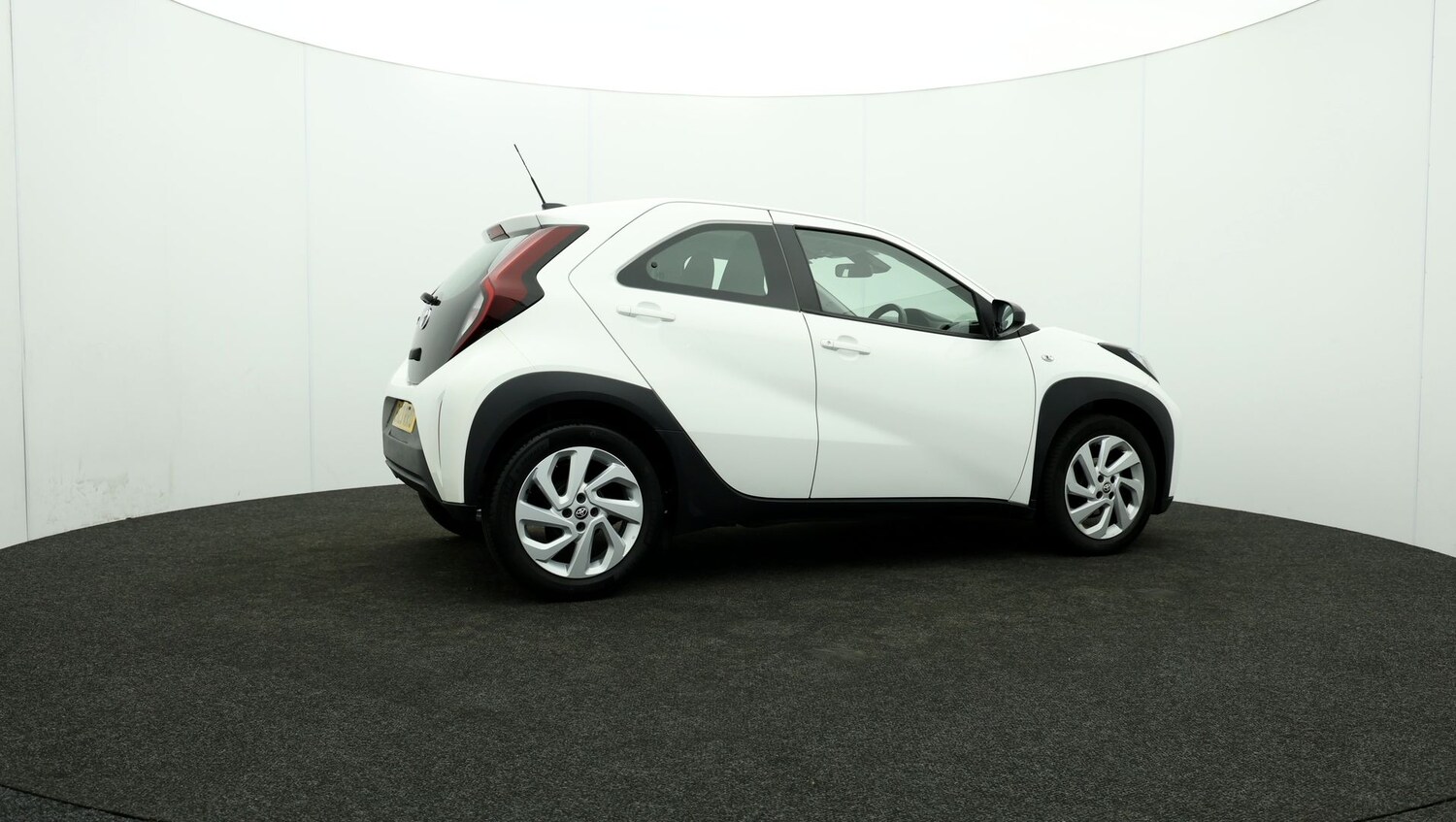 Used Toyota Aygo X 2023 for sale - 76810364: Photo 31