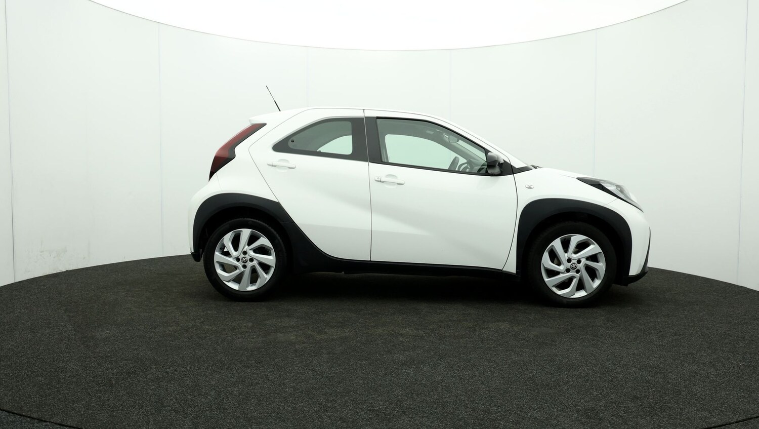 Used Toyota Aygo X 2023 for sale - 76810364: Photo 35