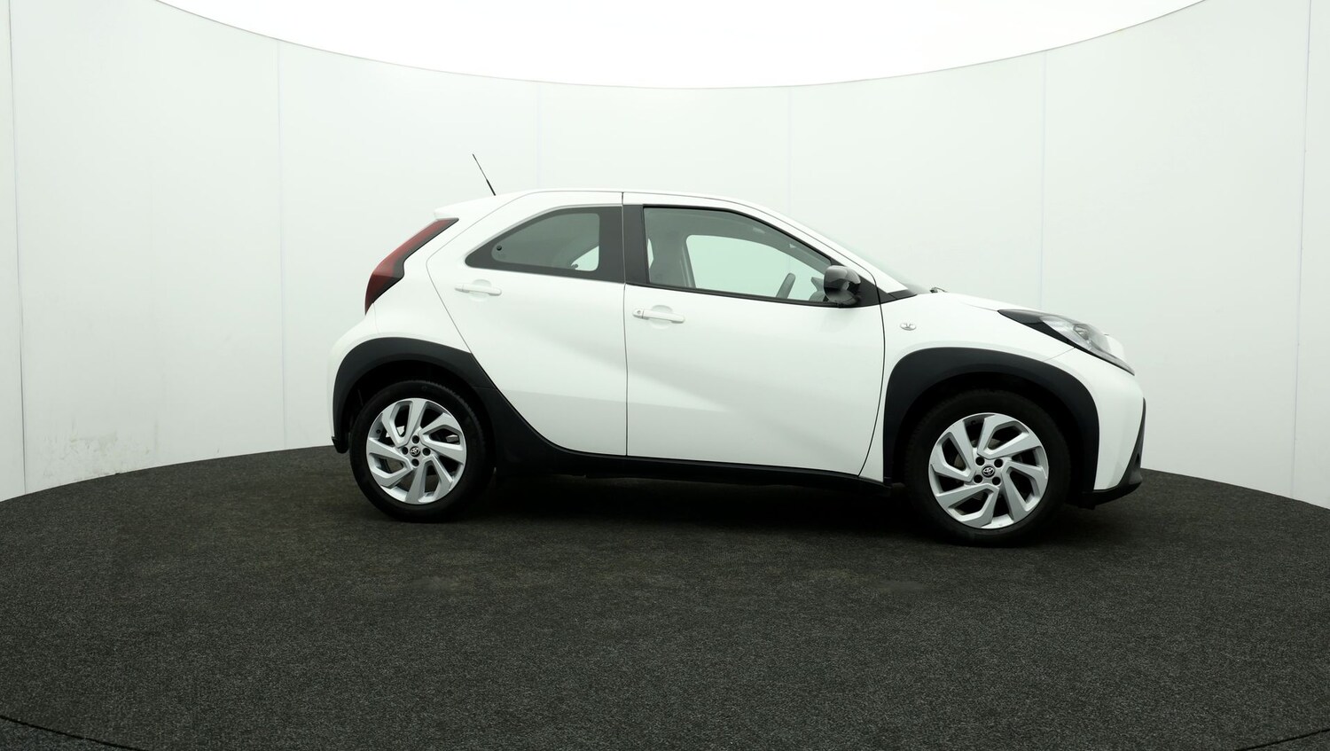 Used Toyota Aygo X 2023 for sale - 76810364: Photo 36