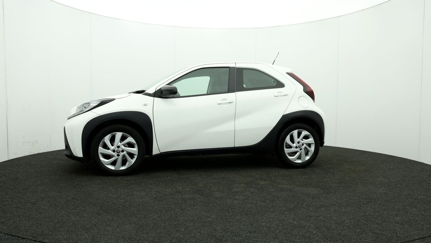 Used Toyota Aygo X 2023 for sale - 76810364: Photo 62