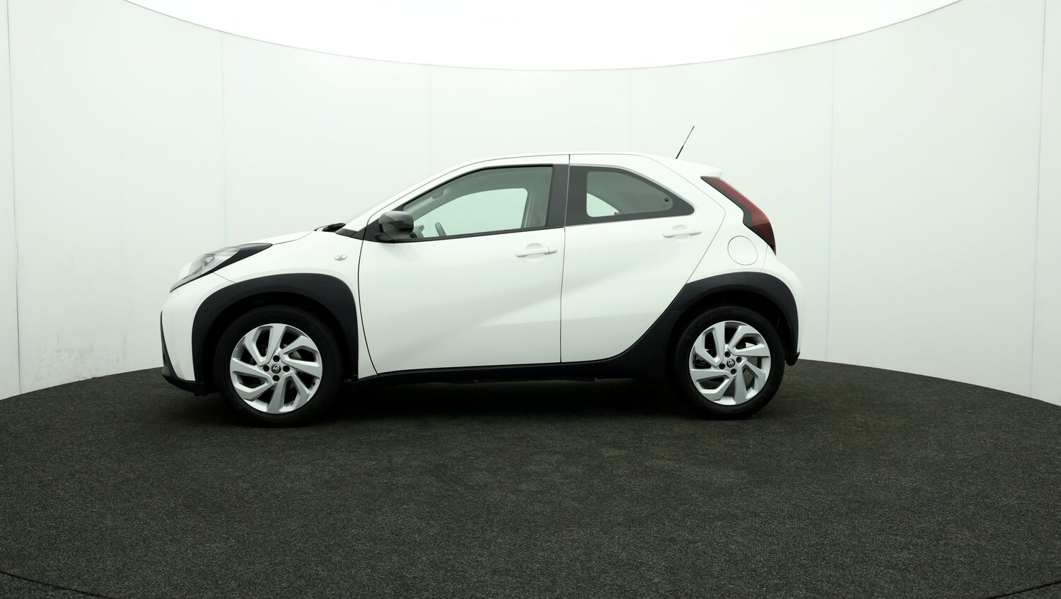 Used Toyota Aygo X 2023 for sale - 76810364: Photo 63