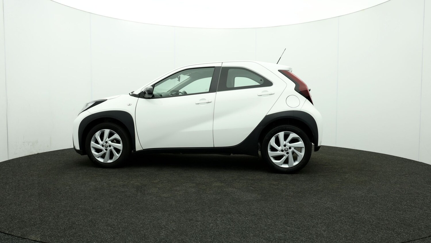 Used Toyota Aygo X 2023 for sale - 76810364: Photo 65