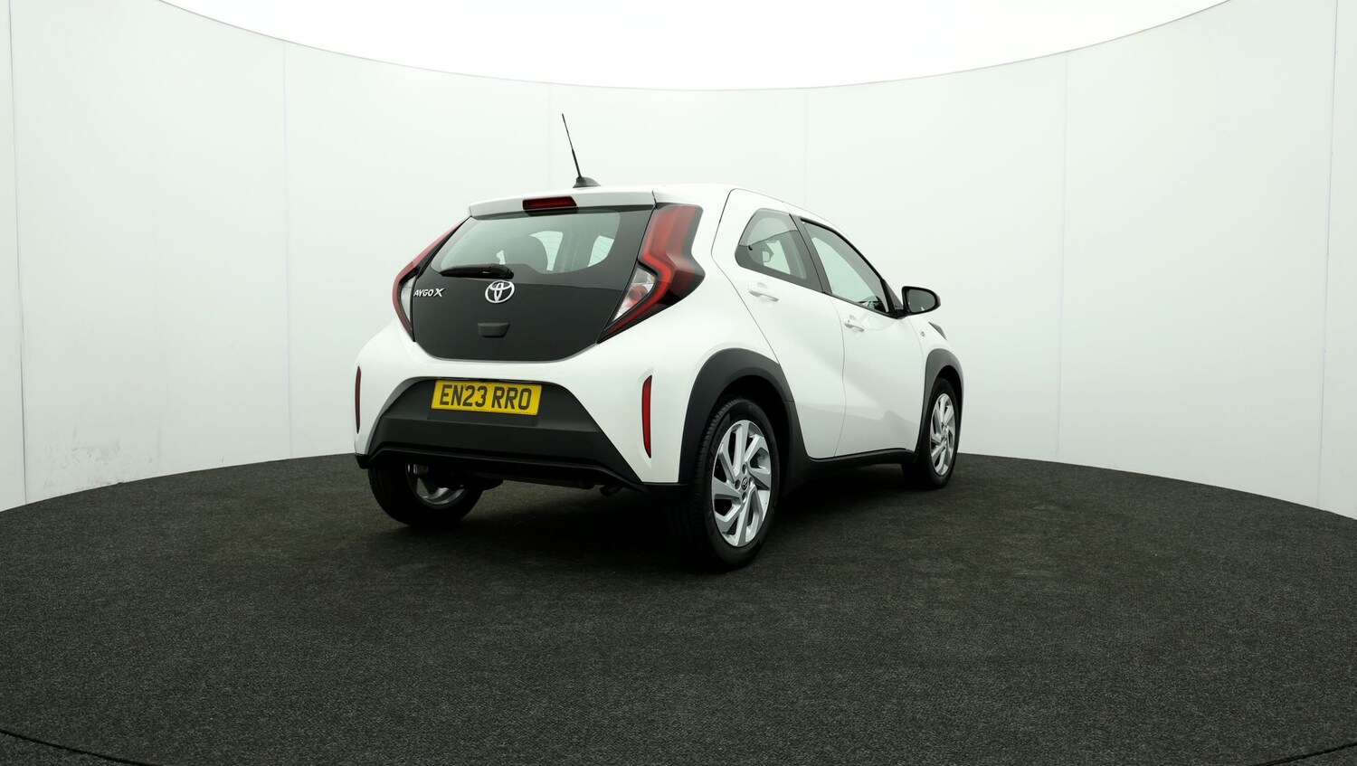 Used Toyota Aygo X 2023 for sale - 76810364: Photo 77